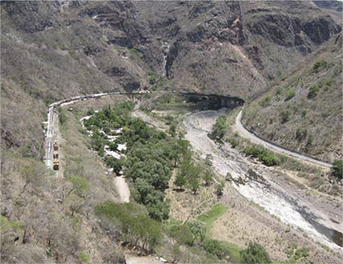 En cualquier parte de la superficie terrestre pueden hallarse los recursos naturales, como en esta imagen de la Sierra Madre Occidental (Chihuahua) |© Alberto Julián Domínguez Maldonado.